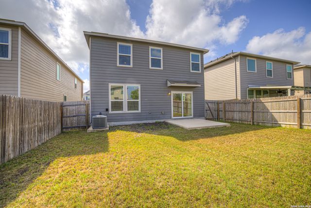 1935 Brandywine, New Braunfels, TX 78130