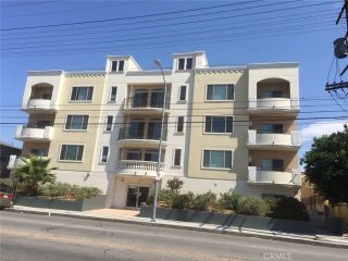 15435 Vanowen, Los Angeles, CA 91406