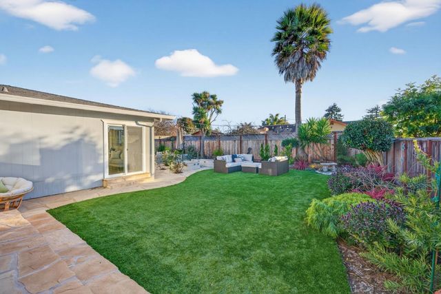 1500 Dougmar Drive, Santa Cruz, CA 95062