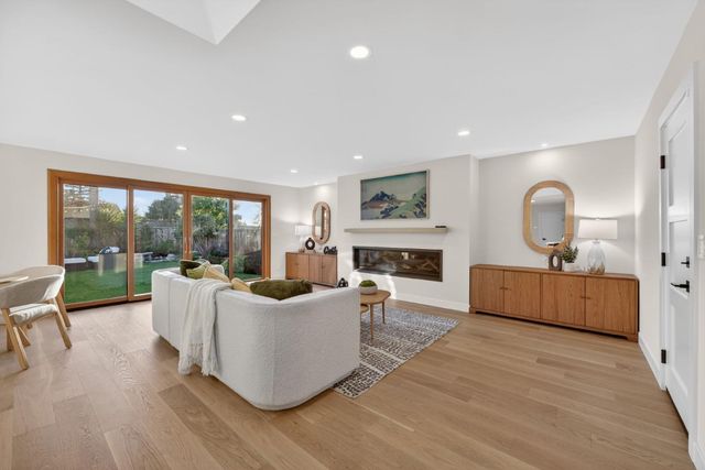 1500 Dougmar Drive, Santa Cruz, CA 95062