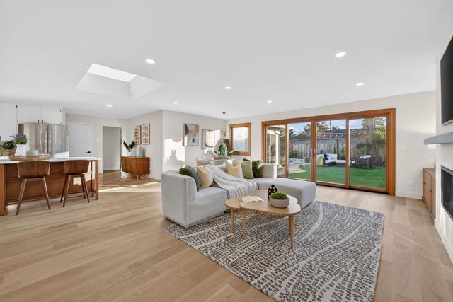 1500 Dougmar Drive, Santa Cruz, CA 95062