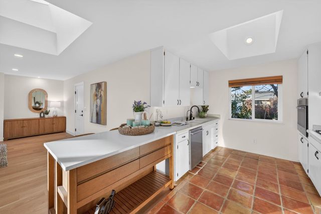 1500 Dougmar Drive, Santa Cruz, CA 95062