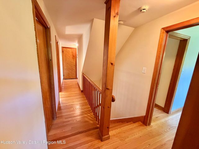 191 N Putt Corners Road, Wallkill, NY 12589