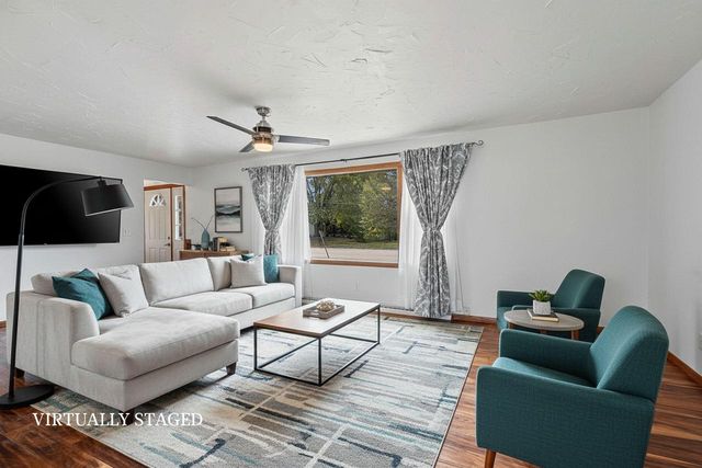 3608 Menasha AVENUE, Manitowoc, WI 54220