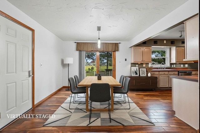 3608 Menasha AVENUE, Manitowoc, WI 54220