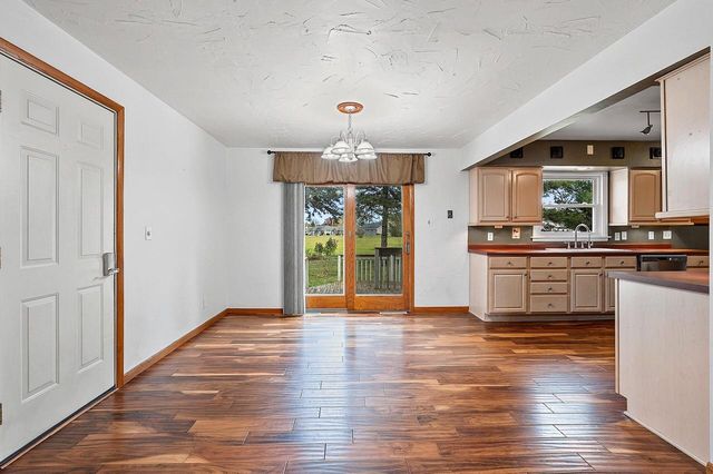 3608 Menasha AVENUE, Manitowoc, WI 54220