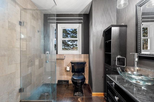 3608 Menasha AVENUE, Manitowoc, WI 54220