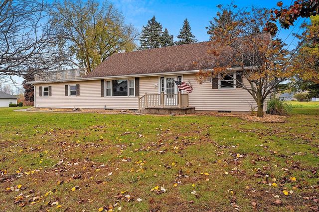 3608 Menasha AVENUE, Manitowoc, WI 54220