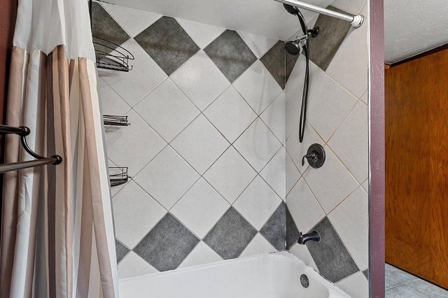 3608 Menasha AVENUE, Manitowoc, WI 54220