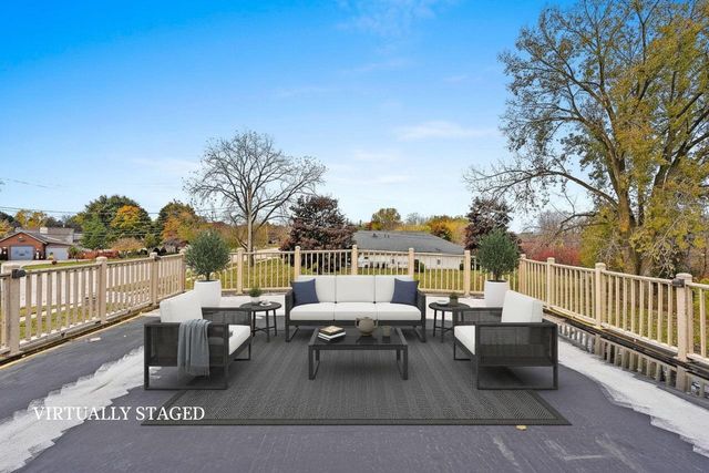 3608 Menasha AVENUE, Manitowoc, WI 54220