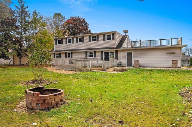 3608 Menasha AVENUE, Manitowoc, WI 54220