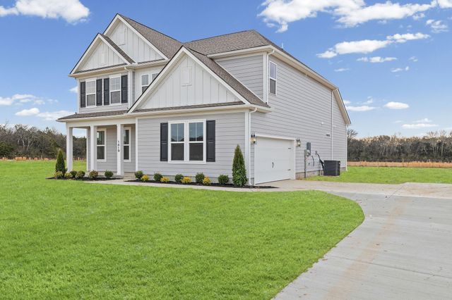 1410 Charles Dr, Chapel Hill, TN 37034