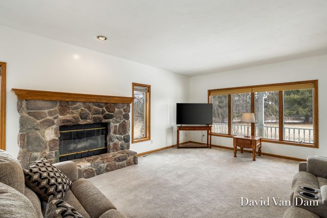 6675 Riverside Lane, Middleville, MI 49333