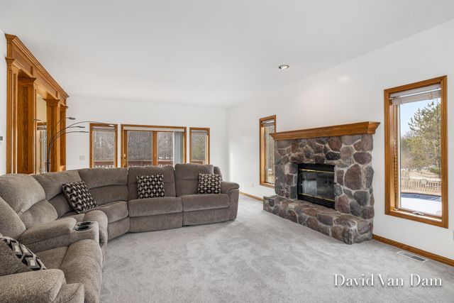 6675 Riverside Lane, Middleville, MI 49333