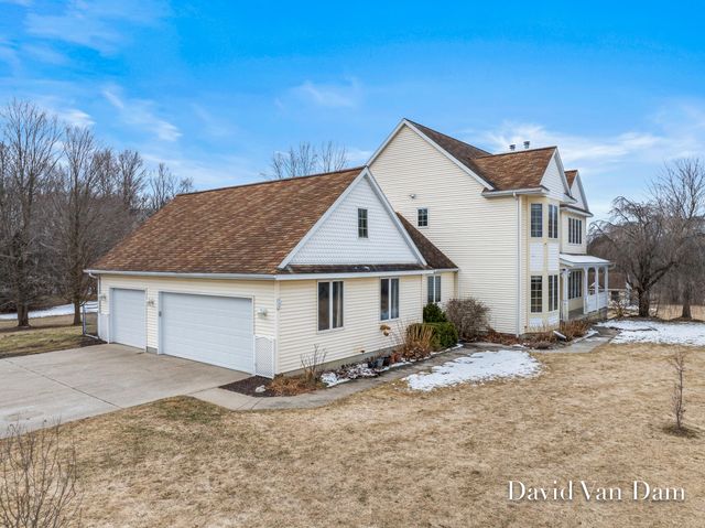 6675 Riverside Lane, Middleville, MI 49333