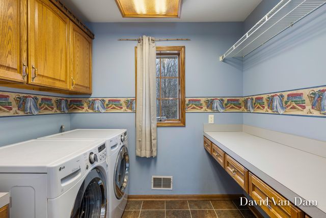 6675 Riverside Lane, Middleville, MI 49333