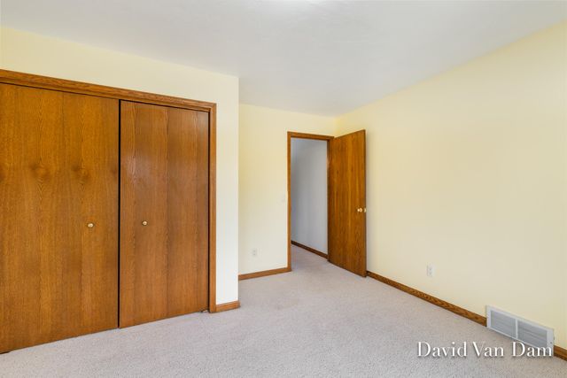 6675 Riverside Lane, Middleville, MI 49333