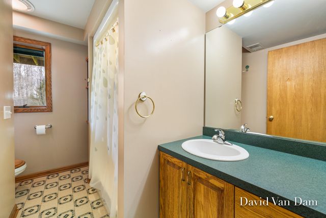 6675 Riverside Lane, Middleville, MI 49333