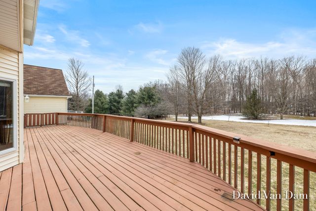 6675 Riverside Lane, Middleville, MI 49333
