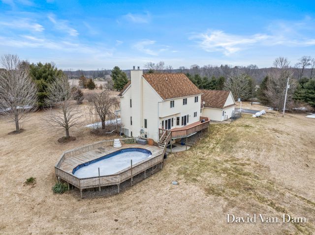 6675 Riverside Lane, Middleville, MI 49333