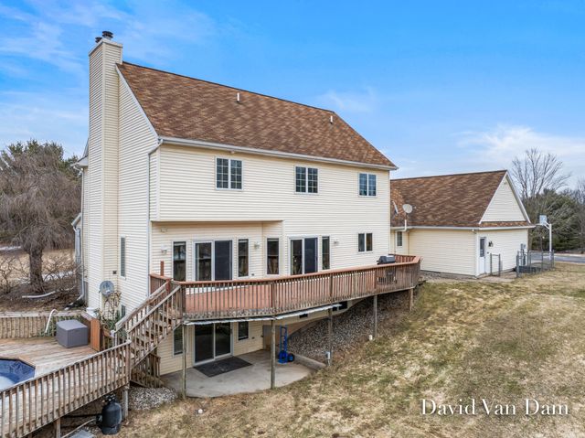 6675 Riverside Lane, Middleville, MI 49333