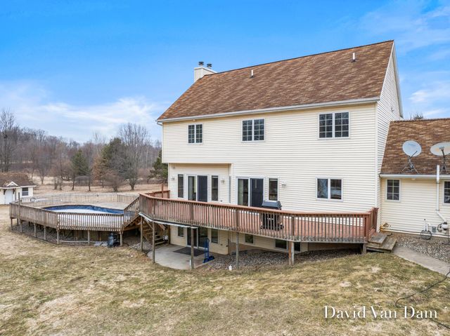 6675 Riverside Lane, Middleville, MI 49333