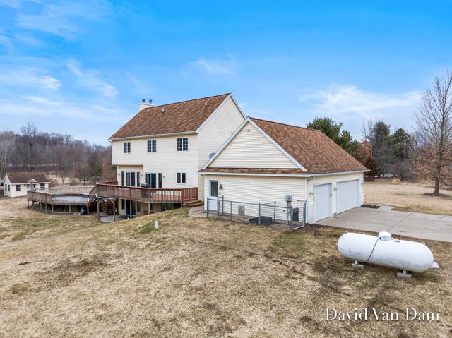 6675 Riverside Lane, Middleville, MI 49333