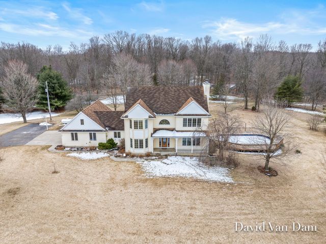 6675 Riverside Lane, Middleville, MI 49333