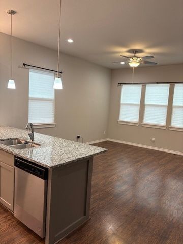 2727 Foreman Street, Dallas, TX 75210