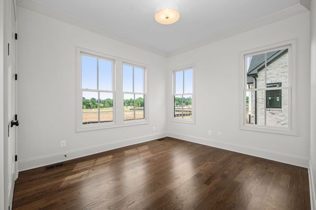 1922 Gene Dixon Dr, Murfreesboro, TN 37129