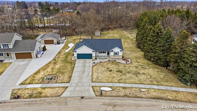 4901 Big Bass Drive, Hudsonville, MI 49426
