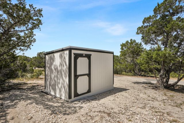 631 Lakeside DR, Wimberley, TX 78676
