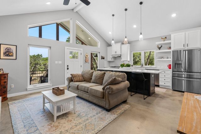 631 Lakeside DR, Wimberley, TX 78676