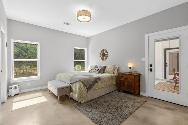 631 Lakeside DR, Wimberley, TX 78676