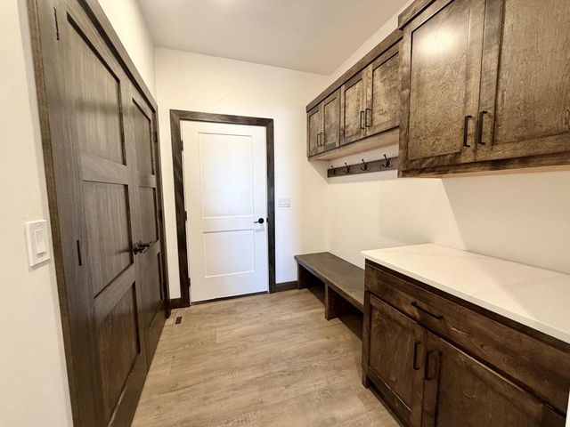 W5668 TONYS WAY, Appleton, WI 54915