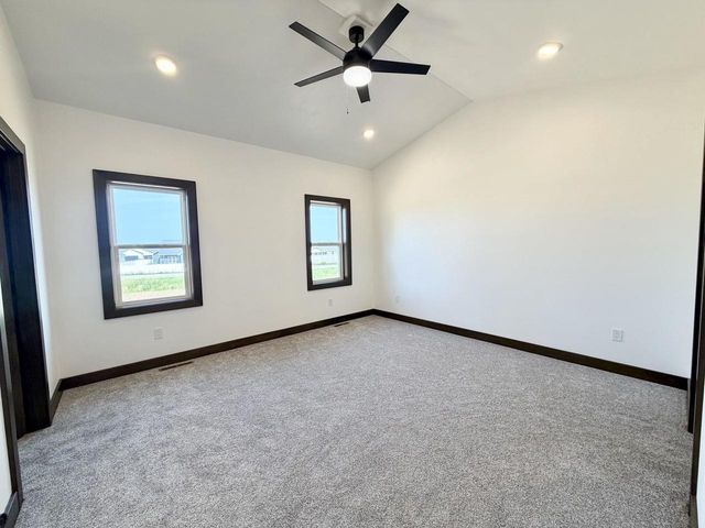 W5668 TONYS WAY, Appleton, WI 54915