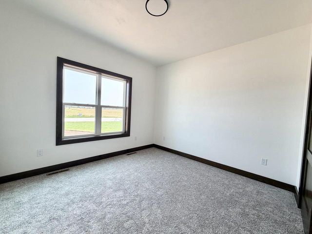 W5668 TONYS WAY, Appleton, WI 54915