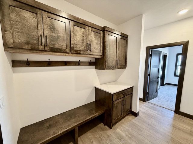 W5668 TONYS WAY, Appleton, WI 54915
