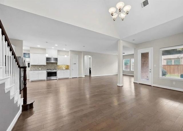 1102 Rendon Place, Mansfield, TX 76063