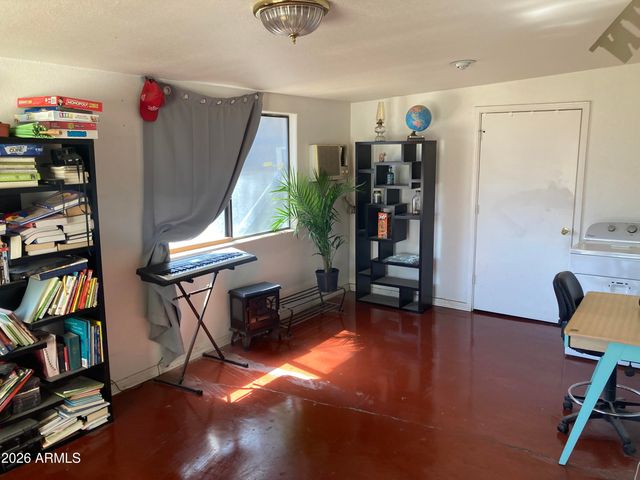 2729 W HAZELWOOD Street, Phoenix, AZ 85017