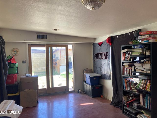 2729 W HAZELWOOD Street, Phoenix, AZ 85017