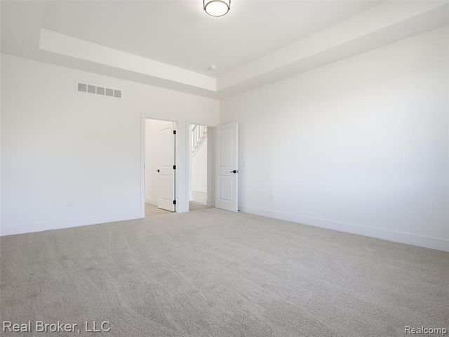 35689 Windridge Drive, New Baltimore, MI 48047