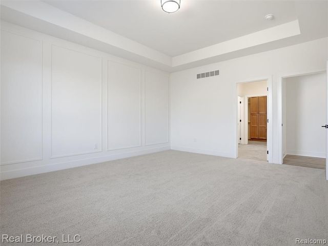 35689 Windridge Drive, New Baltimore, MI 48047