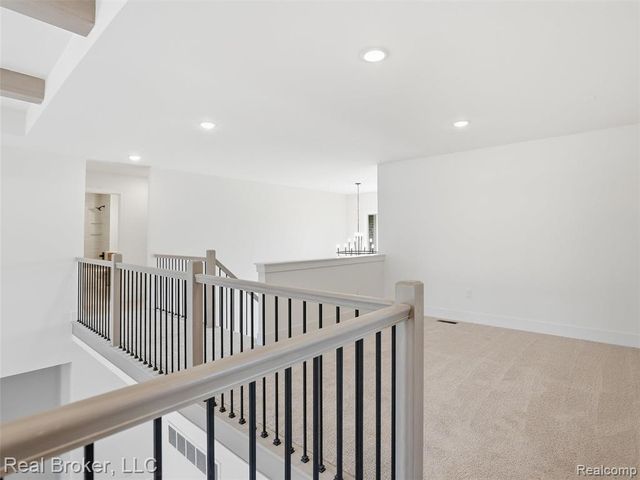 35689 Windridge Drive, New Baltimore, MI 48047