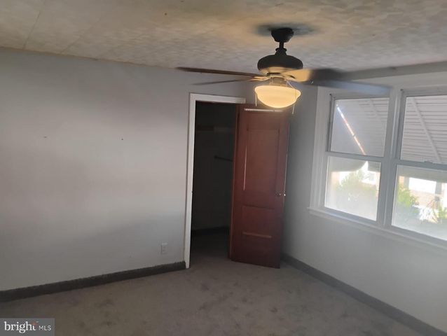 4019 LAWNDALE ST, Philadelphia, PA 19124