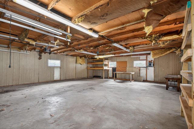 143 Chicago Street, Waterloo, IA 50701