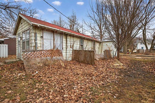 143 Chicago Street, Waterloo, IA 50701