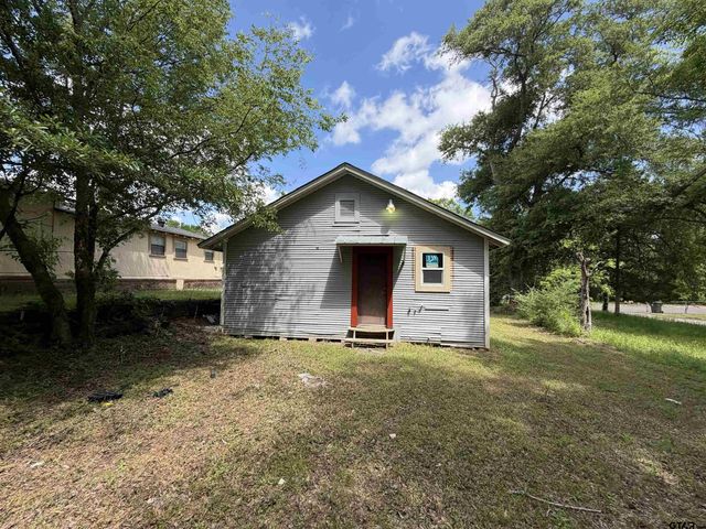 800 W 25th Street, Tyler, TX 75702
