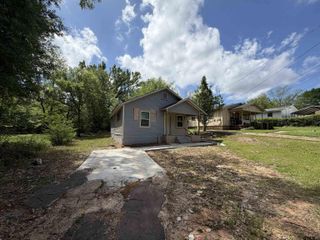 800 W 25th Street, Tyler, TX 75702