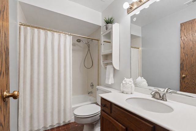 13259 S Country Club Court 2A, Palos Heights, IL 60463